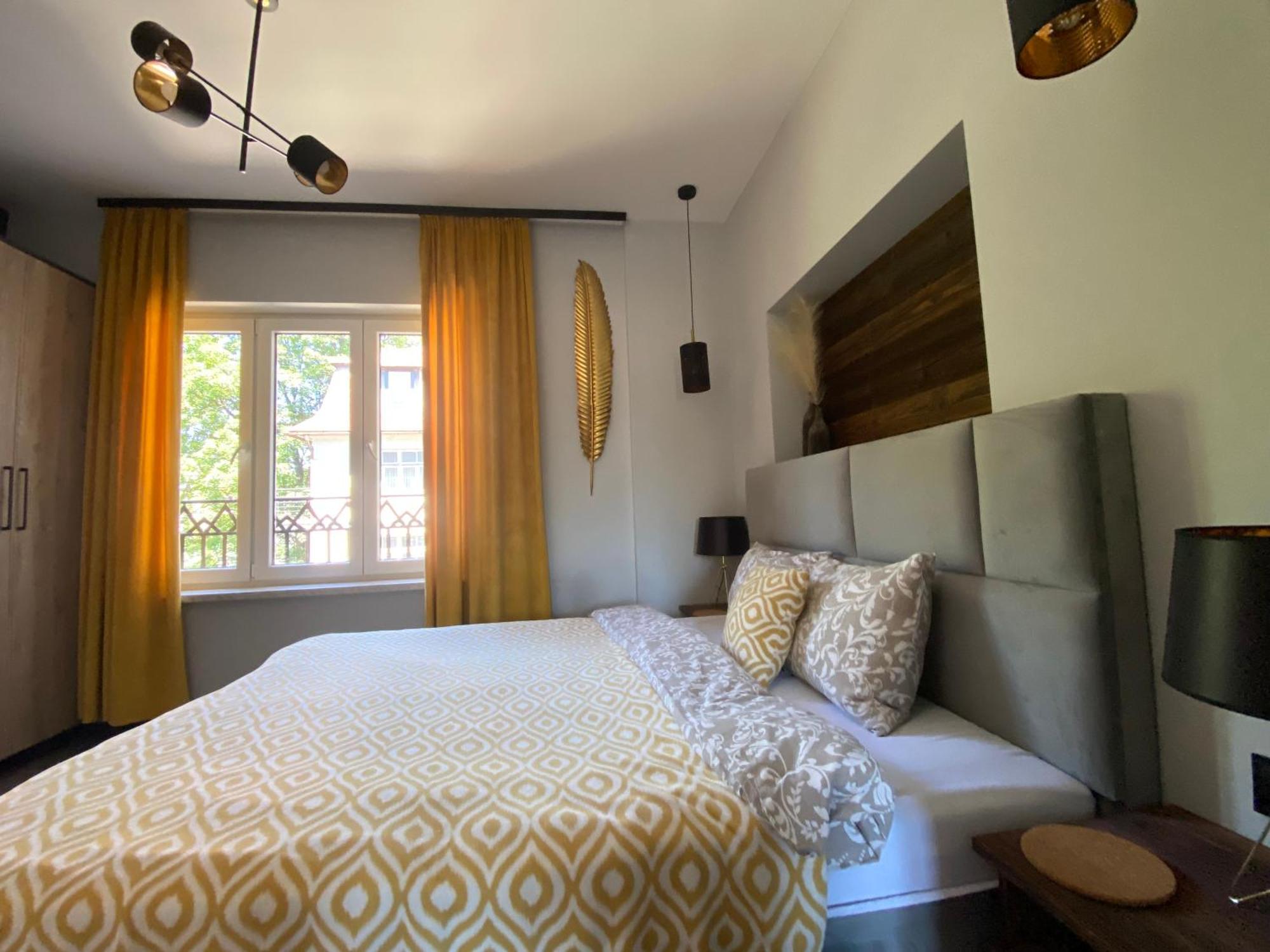 Apartamenty Zakopanepoleca - Krupowki Centrum Esterno foto