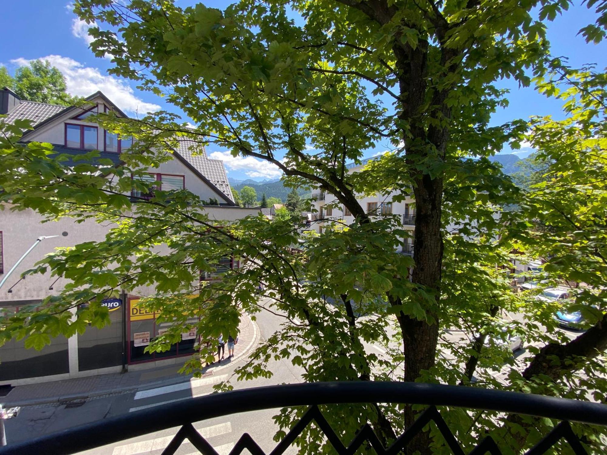 Apartamenty Zakopanepoleca - Krupowki Centrum Esterno foto